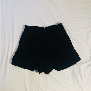 Necessary clothing Short Pants Size S